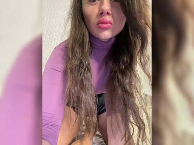 sochnayaaa's BongaCams show and profile