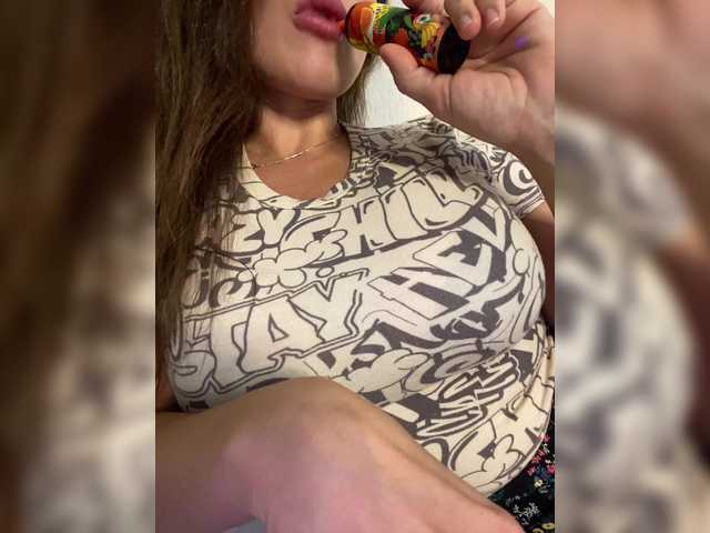 Sochnayaaa - the most amazing slut onwebcam for your indulgence sochnayaaa from BongaCams