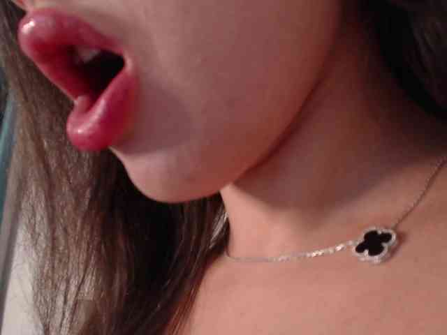 Dikiy_Angel webcam