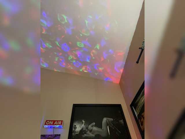 TheDime's BongaCams show and profile