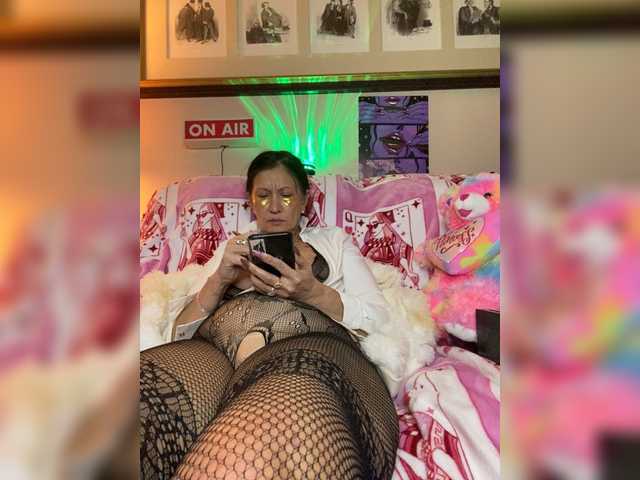 TheDime's BongaCams show and profile