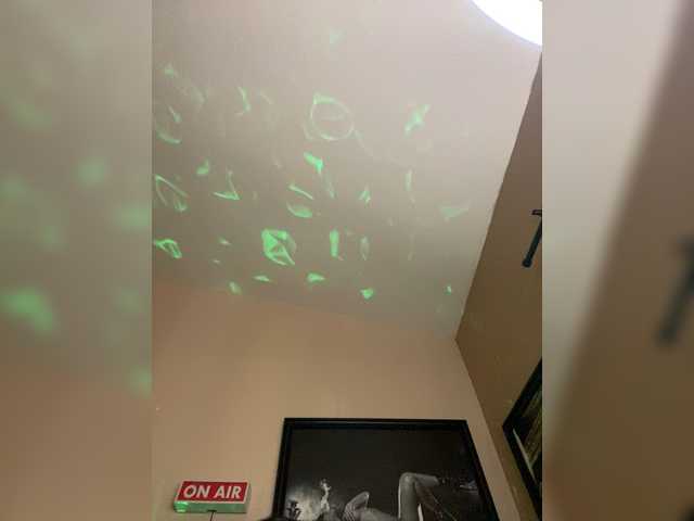 TheDime's BongaCams show and profile