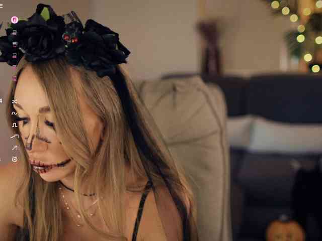 -white-kitty- -white-kitty-