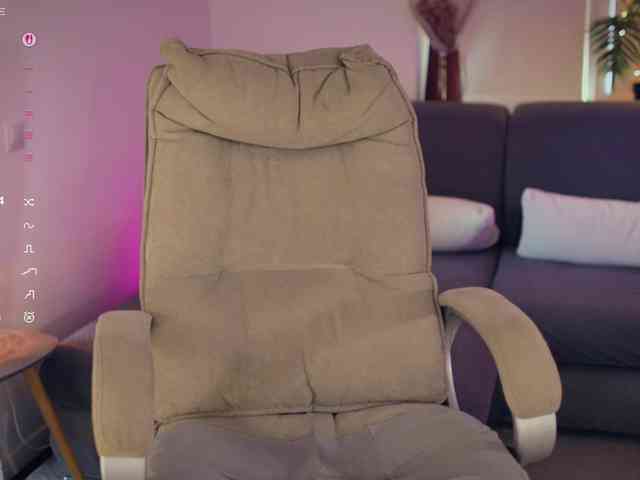 _mellie webcam