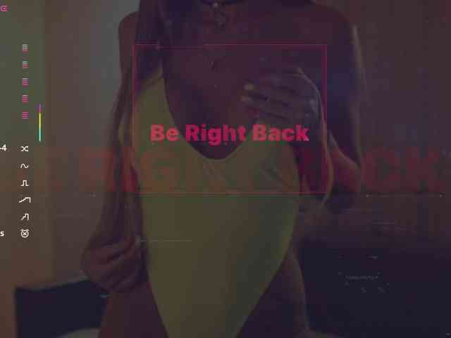 _mellie webcam