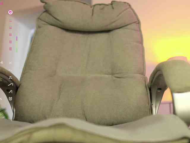 online web cam porn -white-kitty-