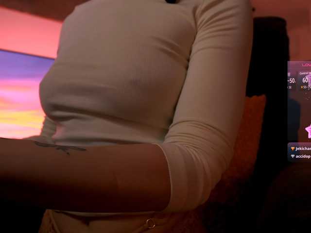 -JesusWife-'s BongaCams show and profile