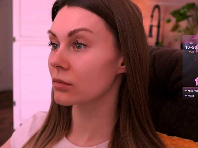 -JesusWife- live cam profile