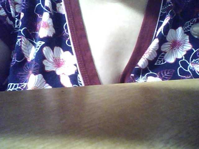 SEKSIMARI-5's BongaCams show and profile