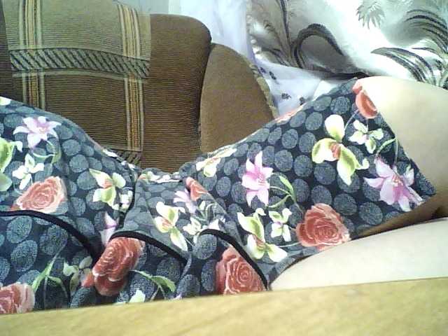 SEKSIMARI-5's BongaCams show and profile