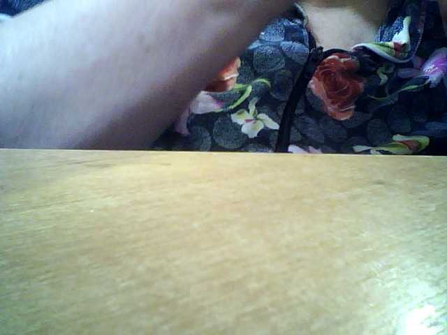 SEKSIMARI-5's BongaCams show and profile