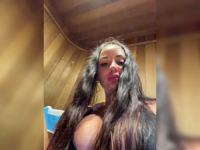 Vishenka7777's BongaCams show and profile