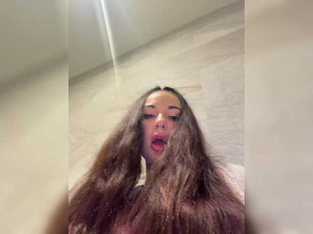 Vishenka7777's BongaCams show and profile