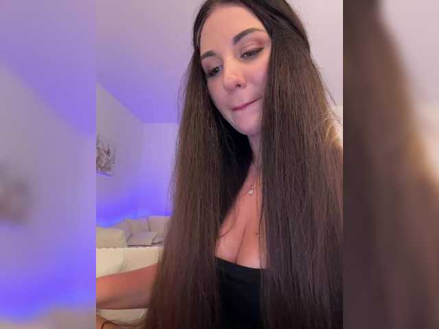 Vishenka7777's BongaCams show and profile