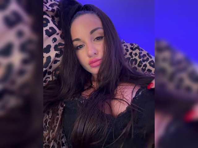 Vishenka7777's BongaCams show and profile