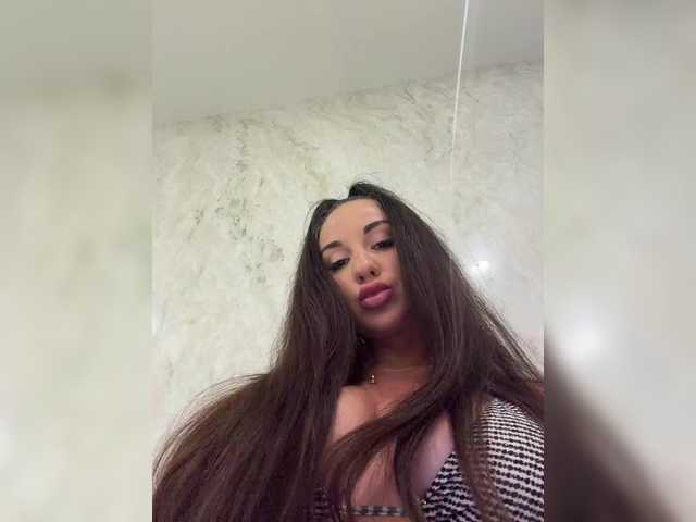 Vishenka7777's BongaCams show and profile