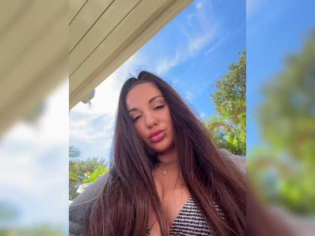 Vishenka7777's BongaCams show and profile