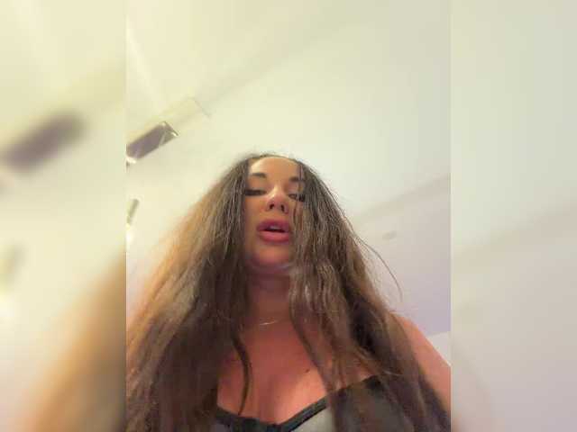 Vishenka7777's BongaCams show and profile