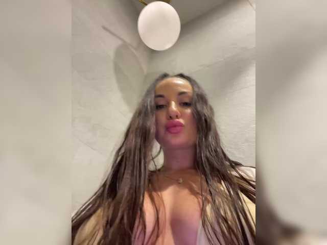 Vishenka7777 live cam