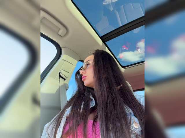 Vishenka7777's BongaCams show and profile