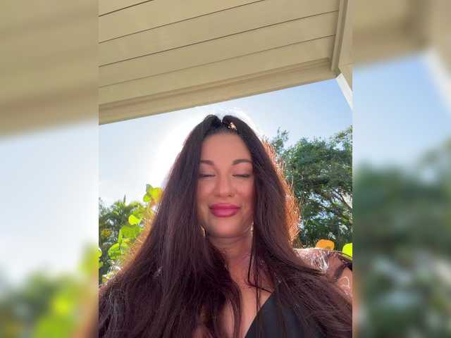 Vishenka7777's BongaCams show and profile