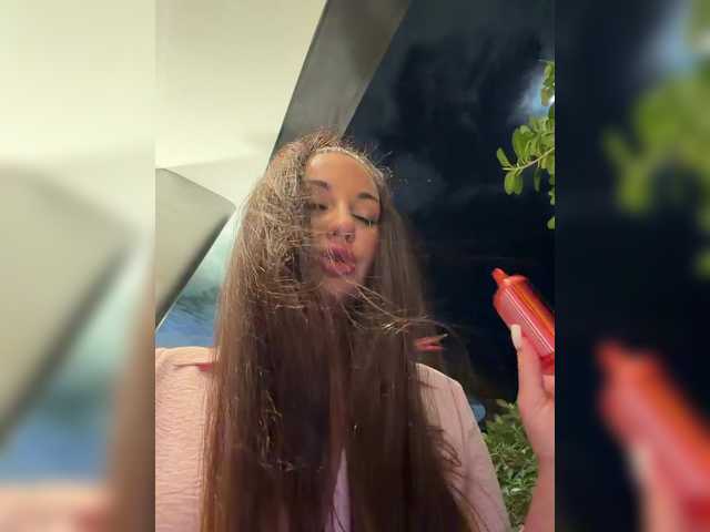 Vishenka7777's BongaCams show and profile