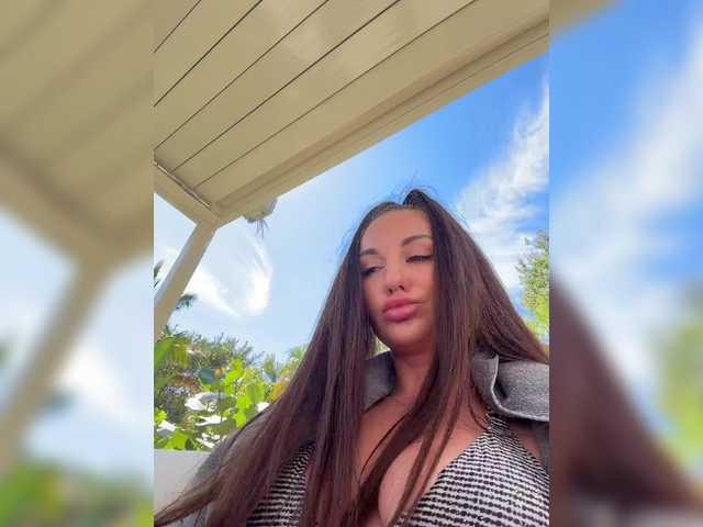 Vishenka7777's BongaCams show and profile