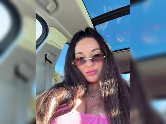 Vishenka7777's BongaCams show and profile