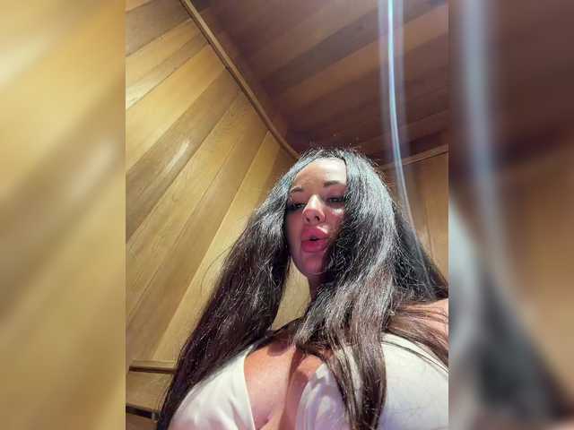 Vishenka7777's BongaCams show and profile