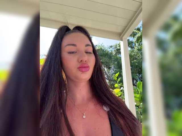 Vishenka7777's BongaCams show and profile