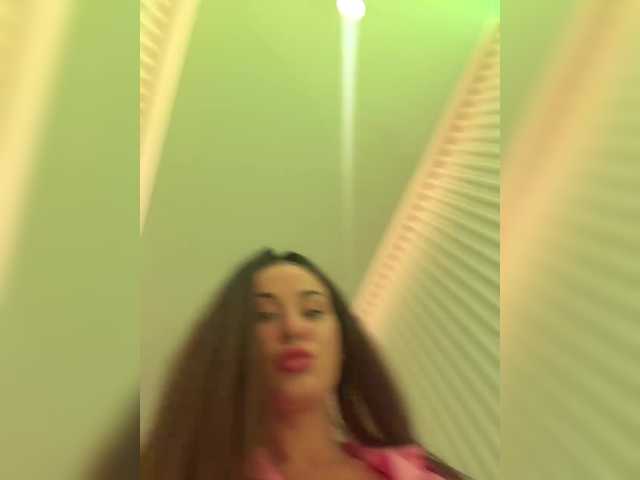 Vishenka7777's BongaCams show and profile