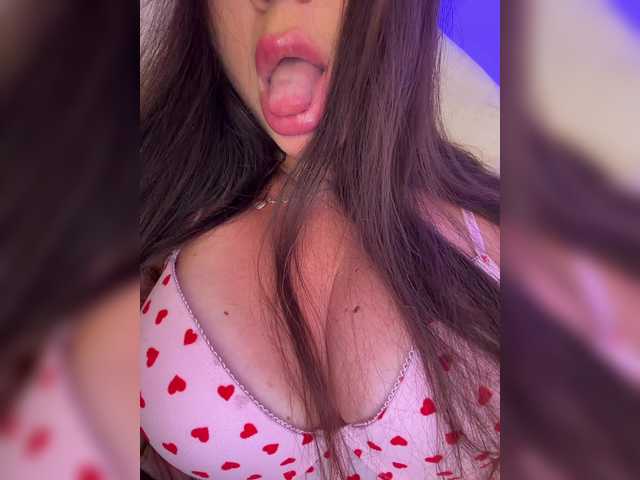 Vishenka7777's BongaCams show and profile