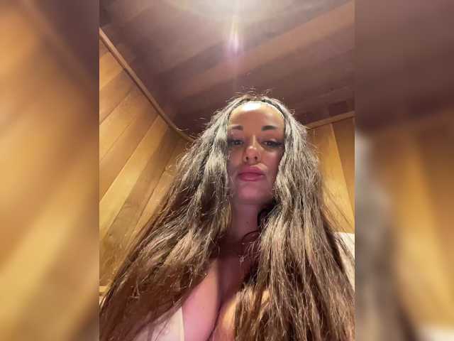 Vishenka7777's BongaCams show and profile