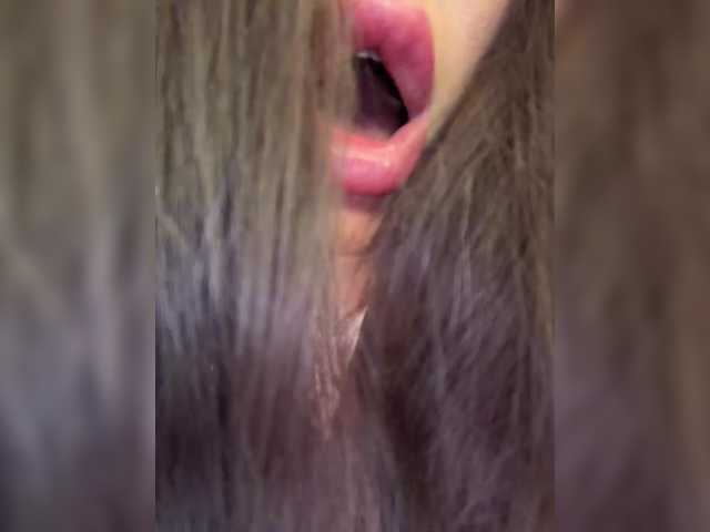 Vishenka7777's BongaCams show and profile