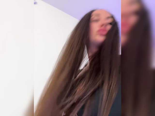 Vishenka7777's BongaCams show and profile