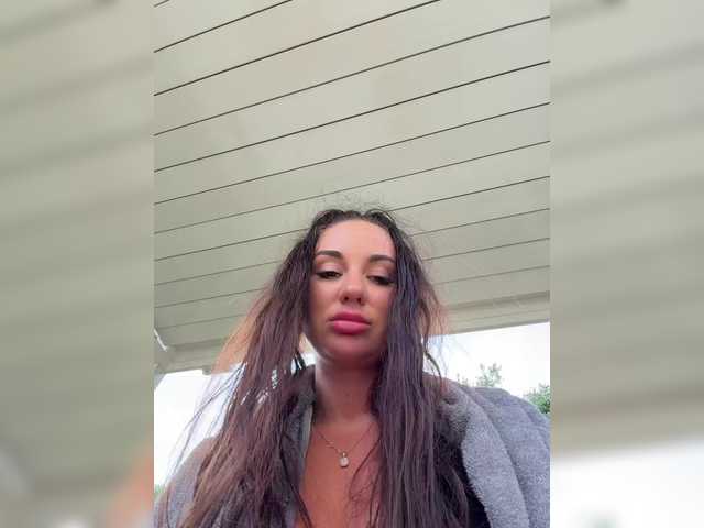 Vishenka7777's BongaCams show and profile