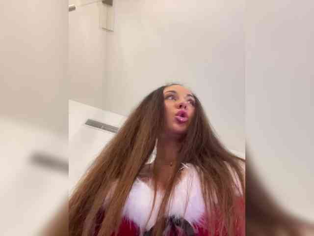 Vishenka7777 Live Webcam on BongaCams