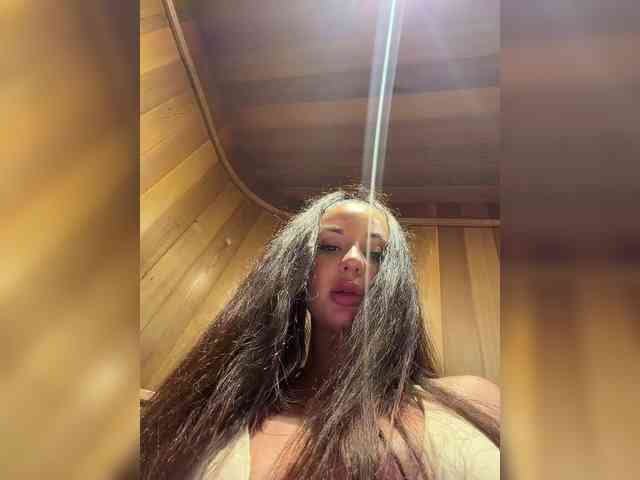 Vishenka7777 Live Webcam on BongaCams