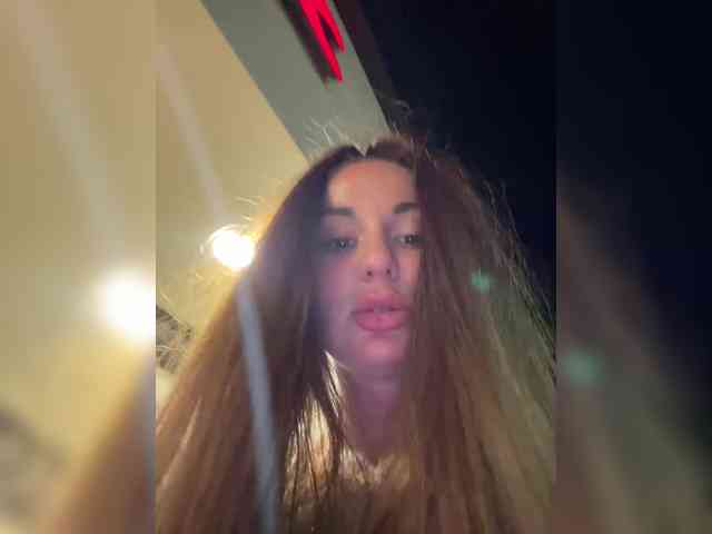 Vishenka7777 Live Webcam on BongaCams
