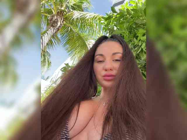 Vishenka7777 Live Webcam on BongaCams