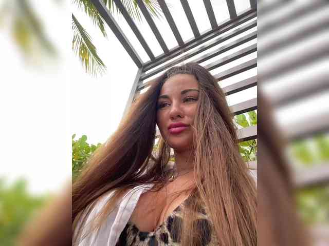 Vishenka7777 Live Webcam on BongaCams
