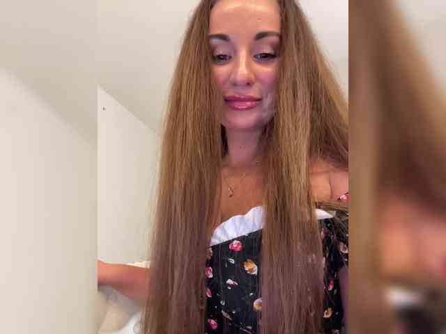 Vishenka7777 Live Webcam on BongaCams