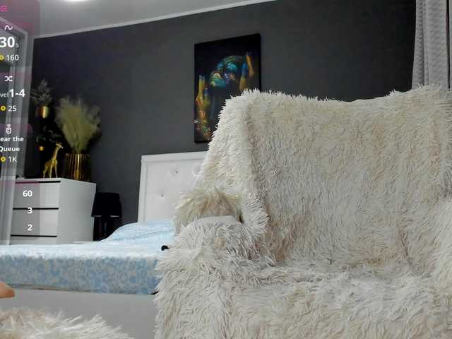 go to chat with LovellyEmma