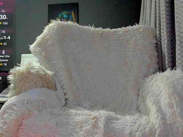 LovellyEmma webcam