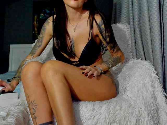 LovellyEmma LovellyEmma