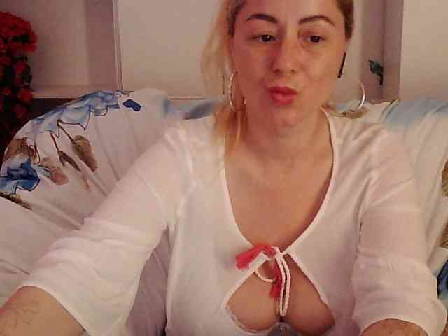 karolynesyera webcam