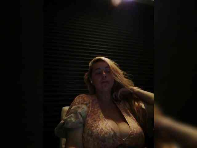 karolynesyera webcam