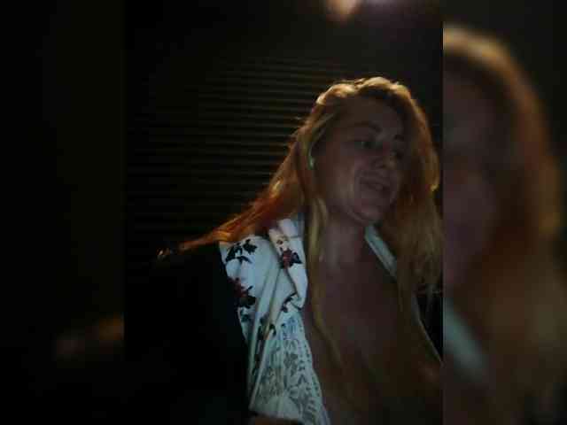 karolynesyera webcam