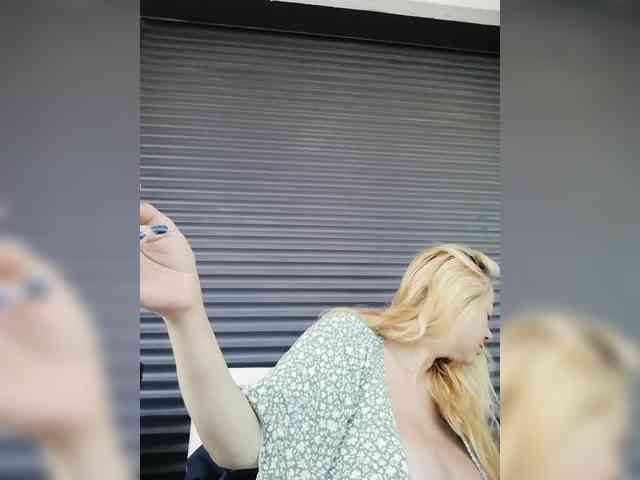 karolynesyera webcam