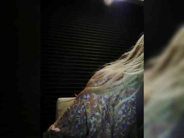 karolynesyera webcam